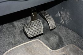 2015款大众桑塔纳-尚纳180自动风尚版