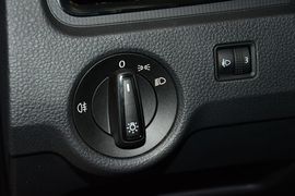 2015款大众桑塔纳-尚纳180自动风尚版