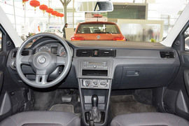 2015款大众桑塔纳-尚纳180自动风尚版