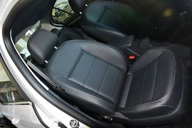 2015款大众朗逸1.6L自动舒适型