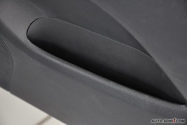 2010款日产骊威1.6L自动劲锐版
