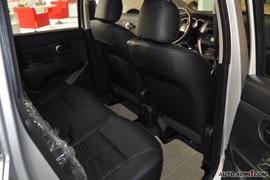 2010款日产骊威1.6L自动劲锐版