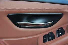 2014款宝马528Li领先型