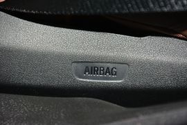 2014款宝马528Li领先型