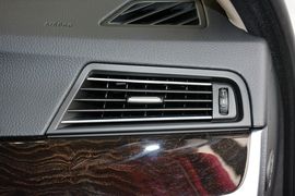 2014款宝马528Li领先型
