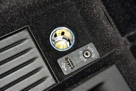 2014款宝马528Li领先型