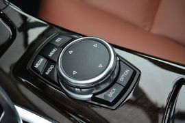 2014款宝马528Li领先型