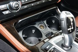 2014款宝马528Li领先型