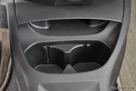 2010款日产骊威1.6L自动劲锐版