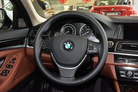 2014款宝马528Li领先型