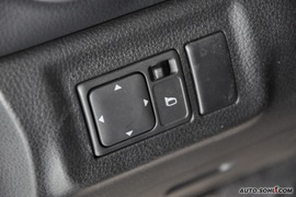 2010款日产骊威1.6L自动劲锐版