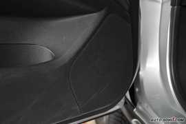 2010款日产骊威1.6L自动劲锐版