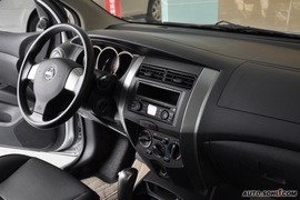 2010款日产骊威1.6L自动劲锐版