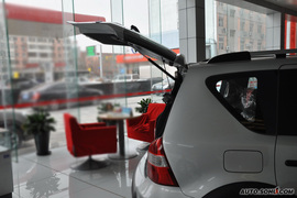2010款日产骊威1.6L自动劲锐版