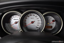 2010款日产骊威1.6L自动劲锐版
