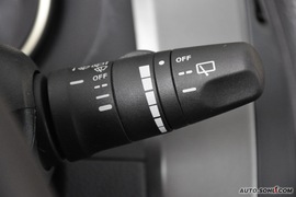 2010款日产骊威1.6L自动劲锐版