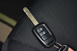 2014款本田飞度1.5L