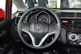 2014款本田飞度1.5L