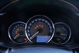 2016款丰田雷凌1.6G