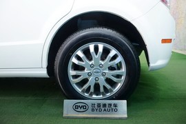 2016款比亚迪e6