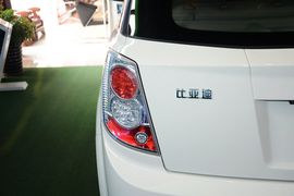 2016款比亚迪e6