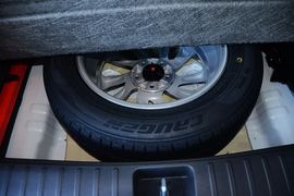 2015款现代全新途胜2.0L自动两驱智能型