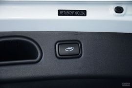 2015款现代全新途胜2.0L自动两驱智能型
