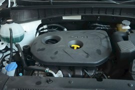 2015款现代全新途胜2.0L自动两驱智能型