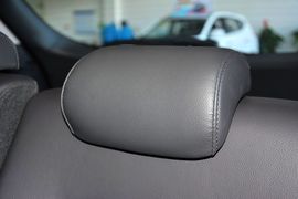 2015款现代全新途胜2.0L自动两驱智能型