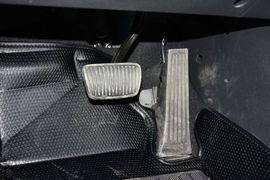 2015款现代全新途胜2.0L自动两驱智能型