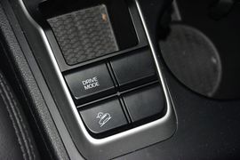2015款现代全新途胜2.0L自动两驱智能型