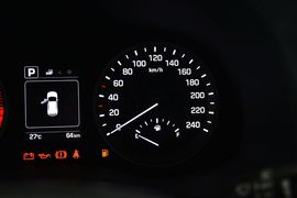 2015款现代全新途胜2.0L自动两驱智能型