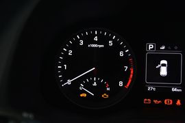 2015款现代全新途胜2.0L自动两驱智能型