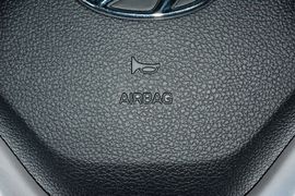 2015款现代全新途胜2.0L自动两驱智能型