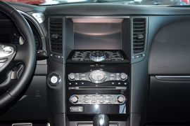 2015款英菲尼迪QX70