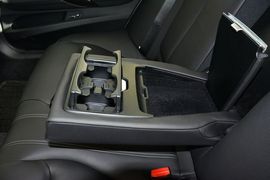 2016款宝马320Li豪华设计套装