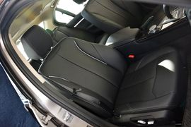 2016款宝马320Li豪华设计套装