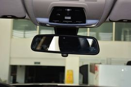 2016款宝马320Li豪华设计套装