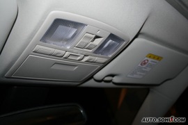 2010款马自达睿翼轿跑车