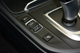 2016款宝马320Li豪华设计套装