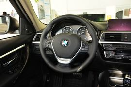 2016款宝马320Li豪华设计套装