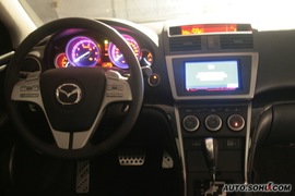 2010款马自达睿翼轿跑车