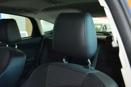 2015款福特福克斯两厢1.0L