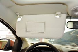 2015款福特福克斯两厢1.0L
