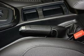 2015款福特福克斯两厢1.0L
