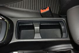2015款福特福克斯两厢1.0L
