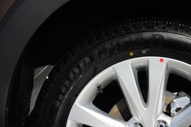 2015款雪佛兰科帕奇2.4L四驱旗舰版