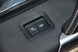 2016款奇瑞路虎发现神行2.0T