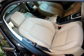 2016款奇瑞路虎发现神行2.0T