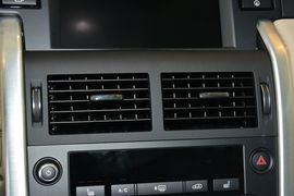 2016款奇瑞路虎发现神行2.0T
